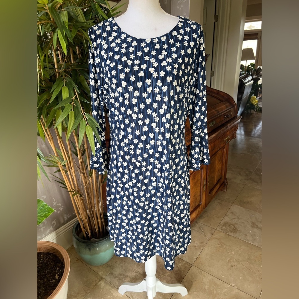 Tommy Hilfiger Daisy Chain Jersey Shift Dress with Bell Sleeves size 12 exc cond - Picture 11 of 14